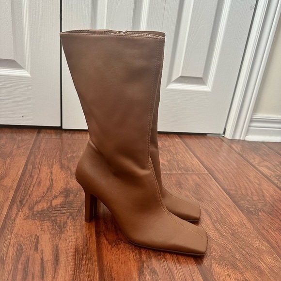 Oak + Fort brown mid calf square toe heeled boots size 8 - Picture 3 of 7